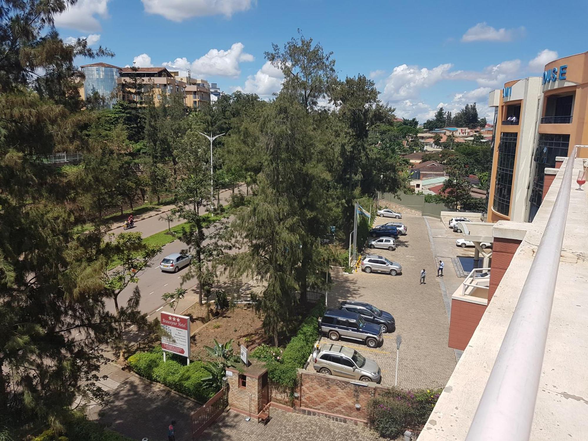 Beausejour Hotel Kigali Exteriör bild