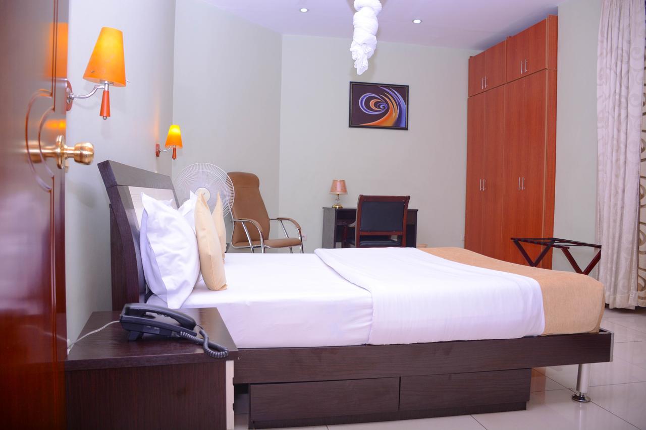 Beausejour Hotel Kigali Exteriör bild